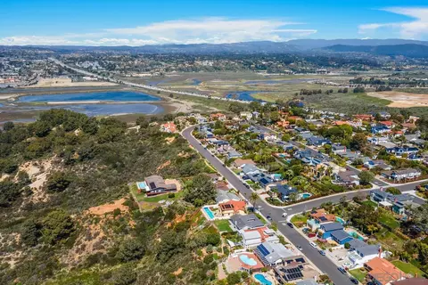 View/Area - 14186 Recuerdo Dr, Del Mar, CA 92014 photo 4 of 5