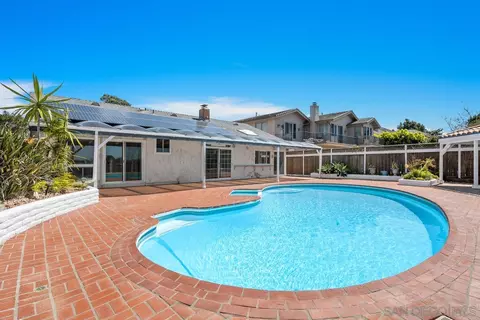 Exterior - 14186 Recuerdo Dr, Del Mar, CA 92014 photo 9 of 10