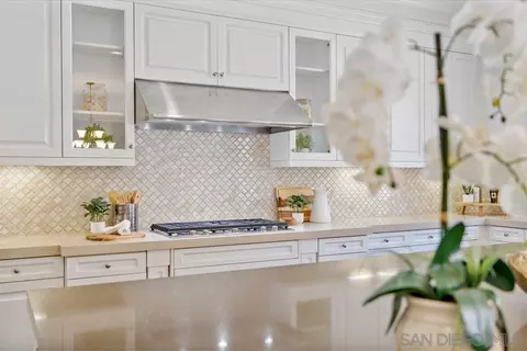 Kitchen - 7290 Sitio Lima, Carlsbad, CA 92009 photo 3 of 7