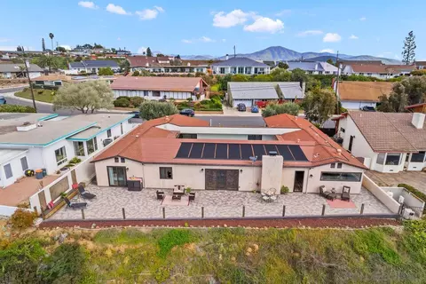 View/Area - 8020 Eastridge Dr, La Mesa, CA 91941 photo 6 of 9