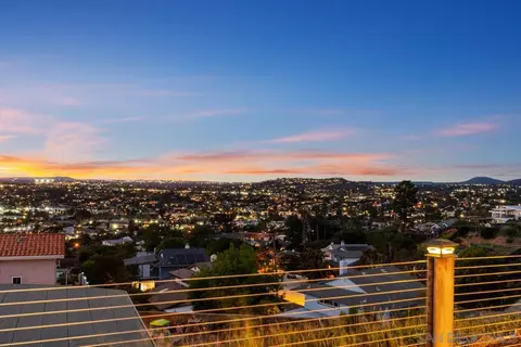 View/Area - 8020 Eastridge Dr, La Mesa, CA 91941 photo 4 of 9