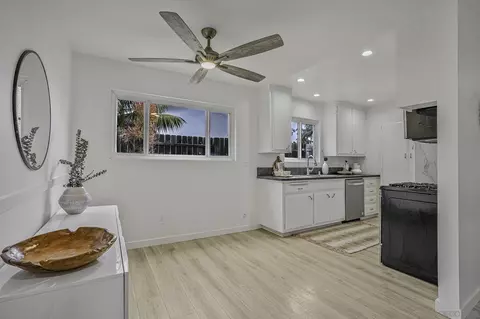 Other - 3805 Trieste Dr, Carlsbad, CA 92010 photo 2 of 4