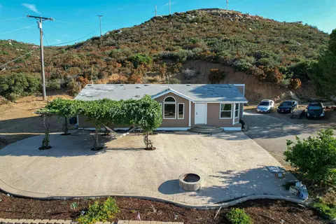 Exterior - 5631 Alpine Blvd, Alpine, CA 91901 photo 2 of 2