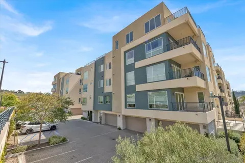 2460 Community Ln #4, San Diego, CA 92108