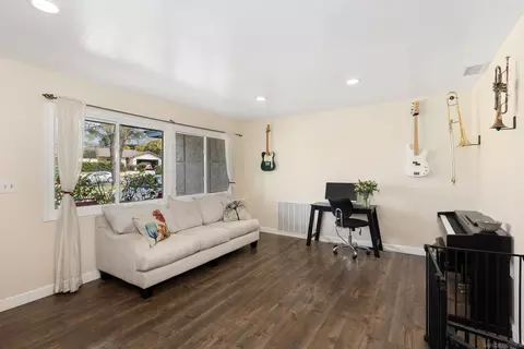 Living - 9227 Lake Canyon Rd, Santee, CA 92071 photo 2 of 3
