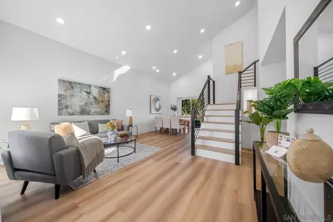 Entry Way - 3523 Chauncey Rd, Oceanside, CA 92056 photo 1 of 2