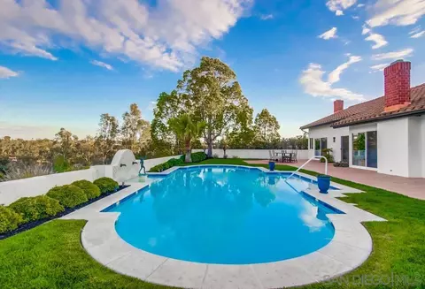 Exterior - 14039 Arbolitos Dr, Poway, CA 92064 photo 5 of 20