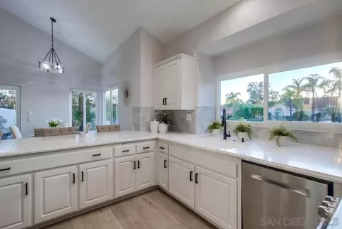 Kitchen - 14039 Arbolitos Dr, Poway, CA 92064 photo 3 of 3
