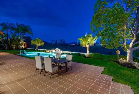 Exterior - 14039 Arbolitos Dr, Poway, CA 92064 photo 12 of 20