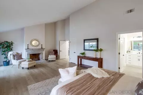 Bedroom - 14039 Arbolitos Dr, Poway, CA 92064 photo 3 of 4