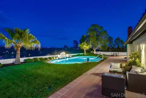Exterior - 14039 Arbolitos Dr, Poway, CA 92064 photo 10 of 20