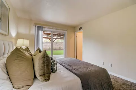 Bedroom - 13941 Olive Mesa Ct, Poway, CA 92064 photo 3 of 4