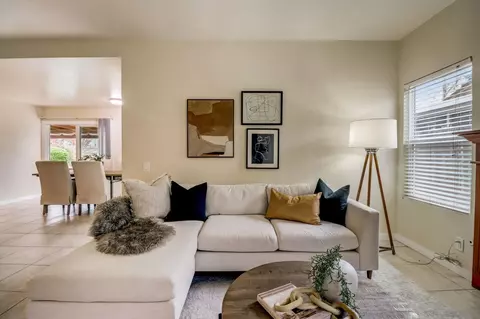 Living - 13941 Olive Mesa Ct, Poway, CA 92064 photo 4 of 4