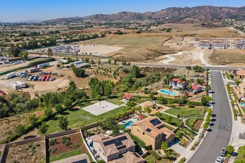 View/Area - 36623 Summer Dain Ln, Wildomar, CA 92595 photo 6 of 8