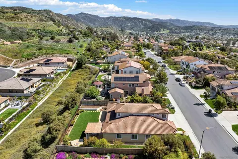 2454 Honeybell Ln, Escondido, CA 92027 photo 60