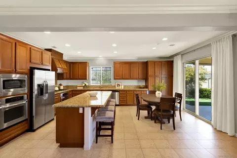 2454 Honeybell Ln, Escondido, CA 92027 photo 26