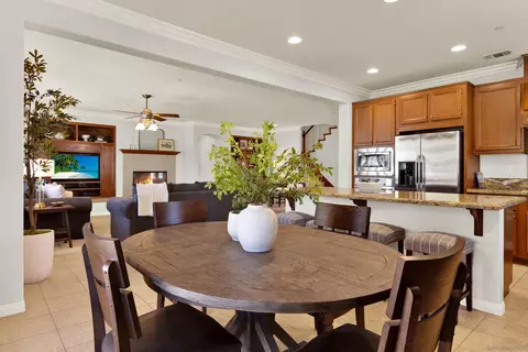 2454 Honeybell Ln, Escondido, CA 92027 photo 28