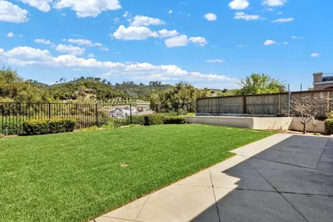 2454 Honeybell Ln, Escondido, CA 92027 photo 58