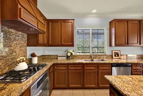2454 Honeybell Ln, Escondido, CA 92027 photo 31