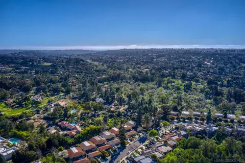 View/Area - 3115 Via De Caballo, Encinitas, CA 92024 photo 7 of 7