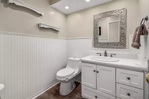 Bath - 3115 Via De Caballo, Encinitas, CA 92024 photo 1 of 3