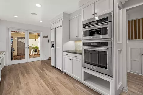 Kitchen - 3115 Via De Caballo, Encinitas, CA 92024 photo 4 of 5