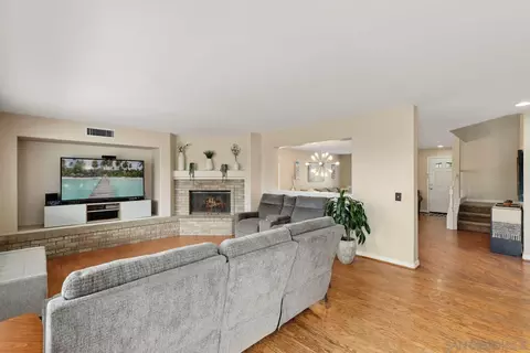 444 Lexington Cir, Oceanside, CA 92057 photo 8