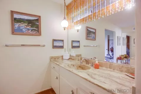 Bath - 16325 Avenida Florencia, Poway, CA 92064 photo 4 of 5