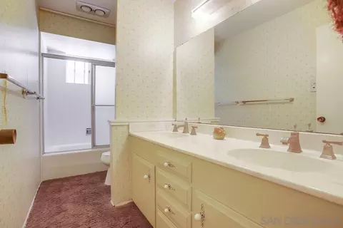 Bath - 16325 Avenida Florencia, Poway, CA 92064 photo 2 of 5