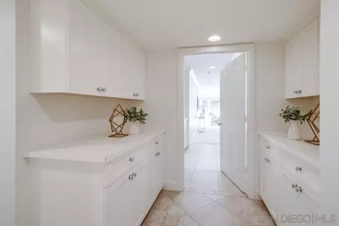 6746 Avenida Andorra, La Jolla, CA 92037 photo 24