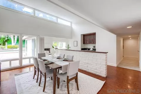 6746 Avenida Andorra, La Jolla, CA 92037 photo 6
