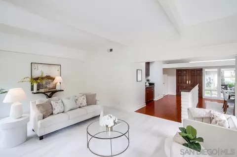 6746 Avenida Andorra, La Jolla, CA 92037 photo 7