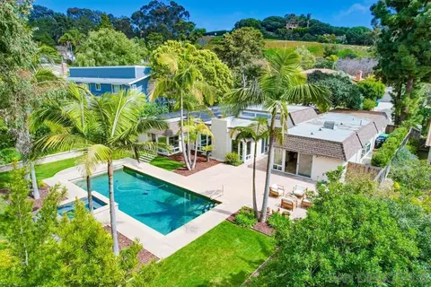 6746 Avenida Andorra, La Jolla, CA 92037 photo 4