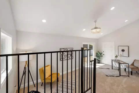 Entry Way - 720 Darla Ln, Fallbrook, CA 92028 photo 2 of 2