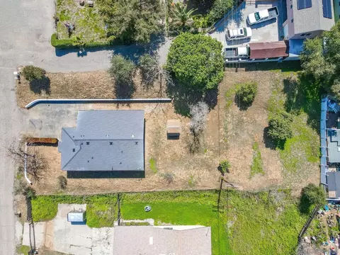 View/Area - 720 Darla Ln, Fallbrook, CA 92028 photo 3 of 13