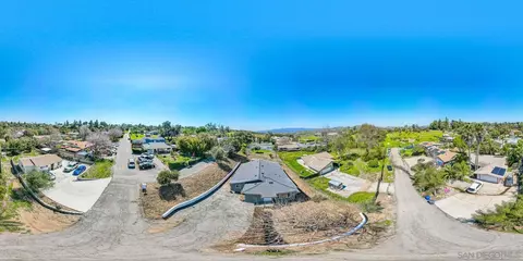 View/Area - 720 Darla Ln, Fallbrook, CA 92028 photo 11 of 13