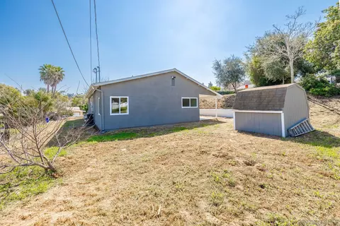 Exterior - 720 Darla Ln, Fallbrook, CA 92028 photo 10 of 13