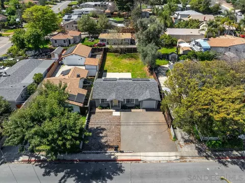 View/Area - 921 S Juniper St, Escondido, CA 92025 photo 2 of 4