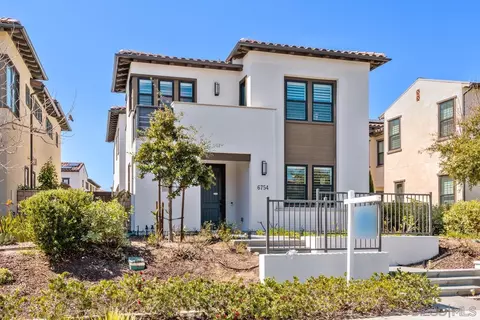 6754 Solterra Vista Pkwy, San Diego, CA 92130