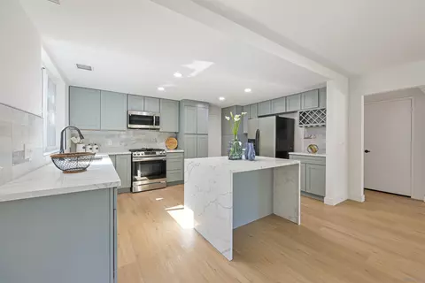14814 Priscilla, San Diego, CA 92129