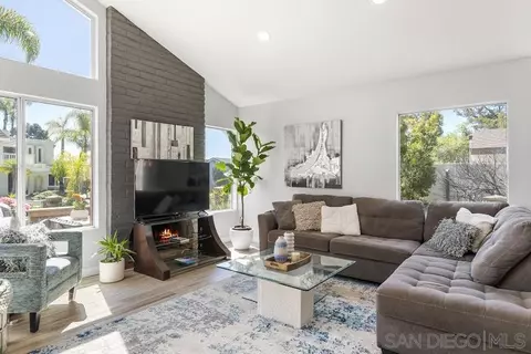 Living - 156 Little Oaks Rd, Encinitas, CA 92024 photo 4 of 4