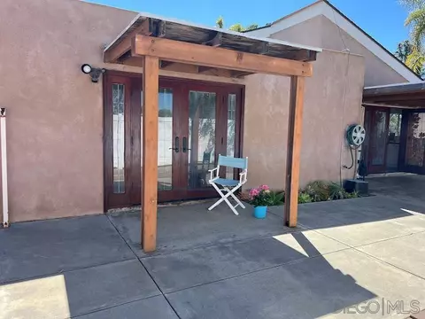 Exterior - 156 Little Oaks Rd, Encinitas, CA 92024 photo 8 of 9