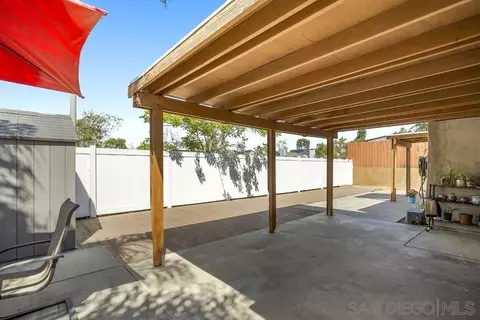 Exterior - 156 Little Oaks Rd, Encinitas, CA 92024 photo 6 of 9