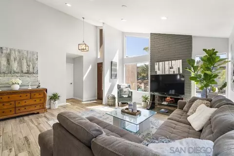 Living - 156 Little Oaks Rd, Encinitas, CA 92024 photo 3 of 4