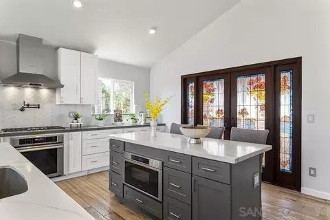 Kitchen - 156 Little Oaks Rd, Encinitas, CA 92024 photo 4 of 5