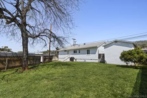 Exterior - 815 Bates Ln, El Cajon, CA 92021 photo 4 of 4