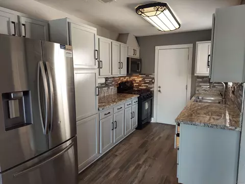 Kitchen - 3031 Highlands Blvd, Spring Valley, CA 91977 photo 8 of 10