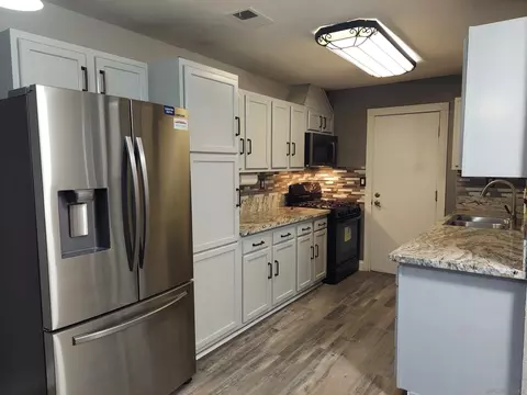Kitchen - 3031 Highlands Blvd, Spring Valley, CA 91977 photo 2 of 10
