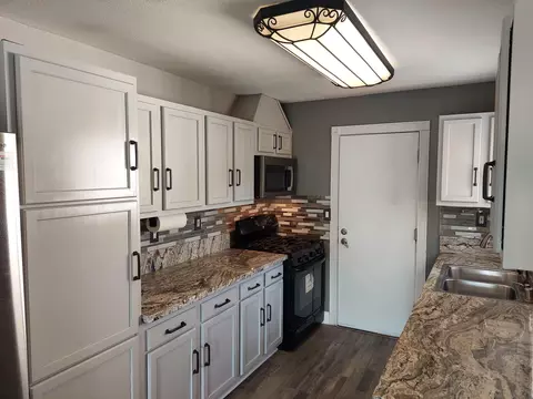 Kitchen - 3031 Highlands Blvd, Spring Valley, CA 91977 photo 4 of 10