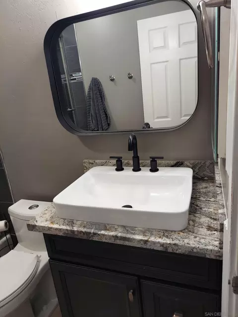 Bath - 3031 Highlands Blvd, Spring Valley, CA 91977 photo 3 of 5